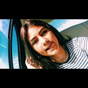 Meet your Posher, Natalie